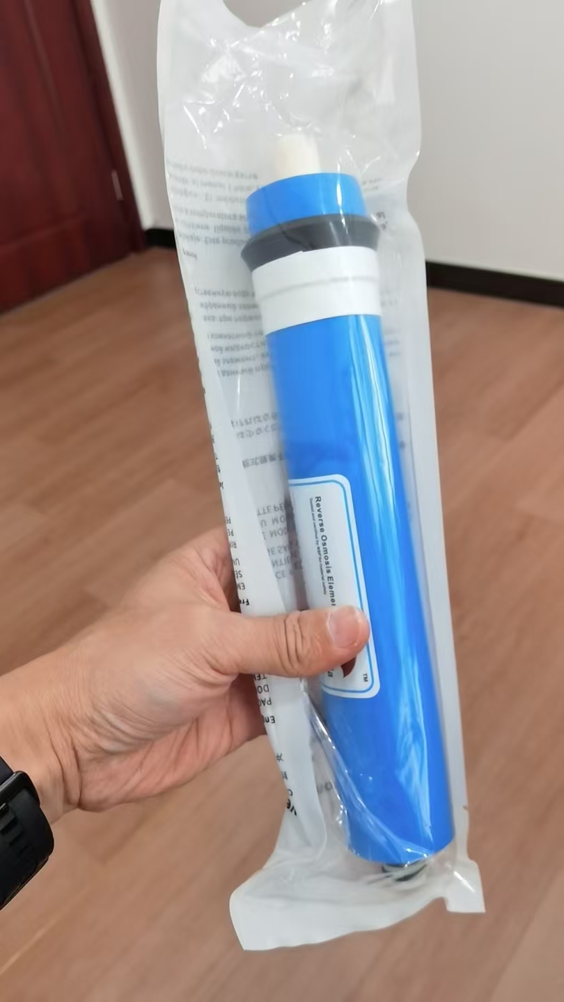Προχωρημένη 98% αφαλάτωση RO μεμβράνη για θεραπεία υψηλού TDS (2000-3000 ppm)
