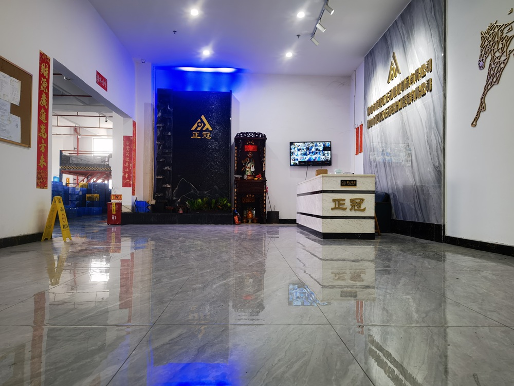 Το 2025 να τελειώσει με ειρήνη και το 2026 να ξεκινήσει με καλή τύχη.