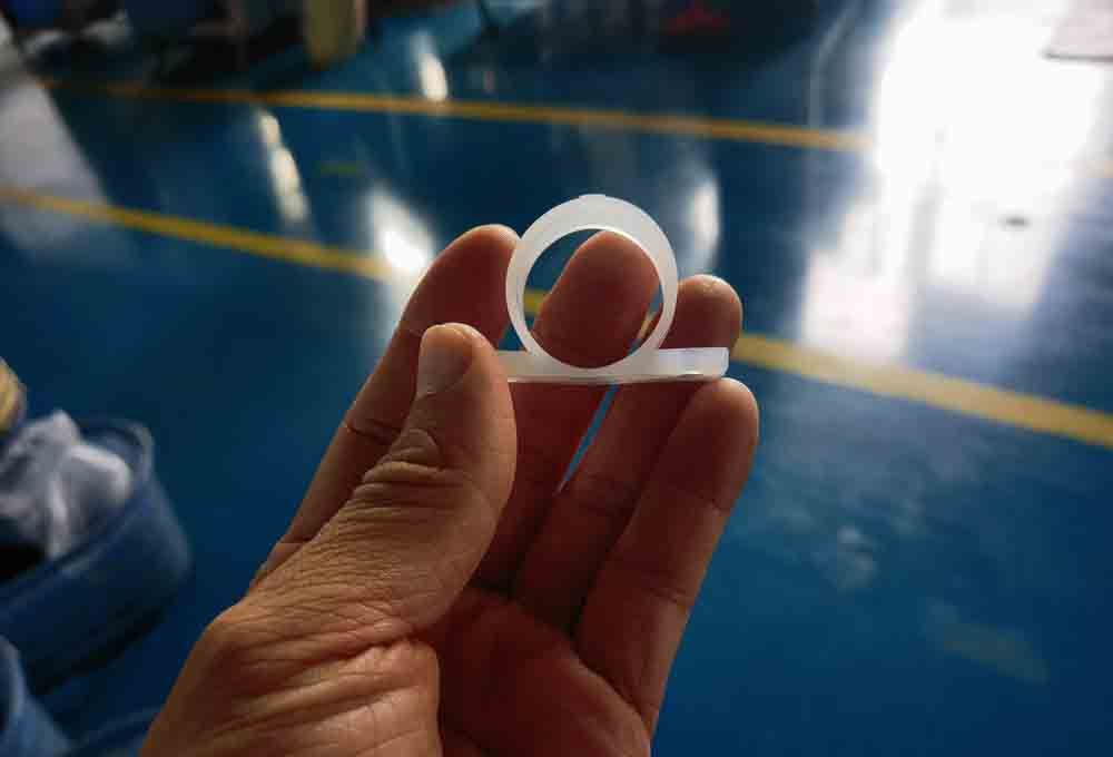 Προσαρμοσμένο οικολογικό αντικραδασμικό και αντιολισθητικό στήριγμα στερέωσης σιλικόνης